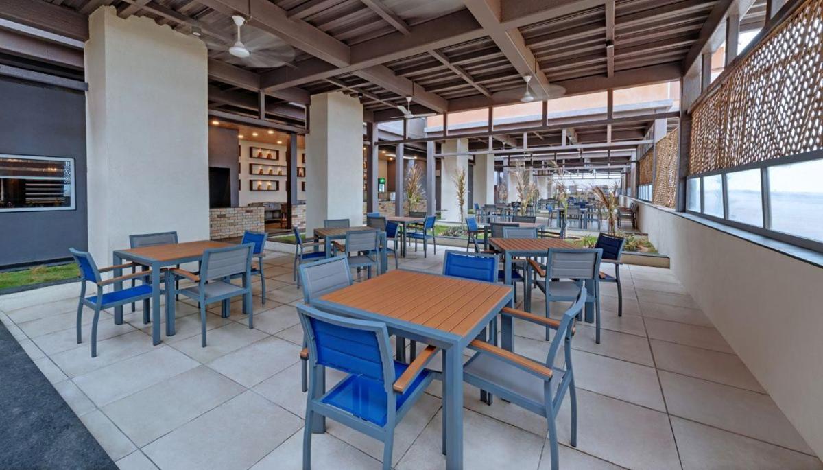 The Fern Leo Beach Resort , Madhavpur Porbandar Ngoại thất bức ảnh